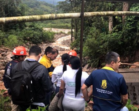 17 души загинаха в кално свлачище в Колумбия