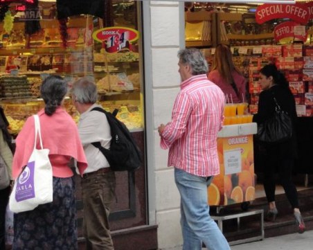 Българи масово пазаруват от чужбина за трапезата по Великден