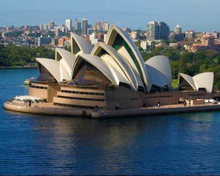 Евакуираха стотици в операта в Сидни заради изтичане на газ