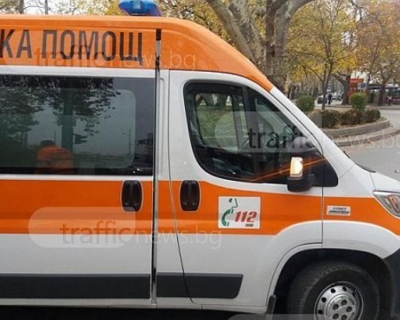 Кола помете възрастен мъж в Асеновград, пострадалият е в болница