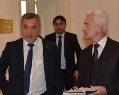 Симеонов с празнична нагласа: Надява се на 