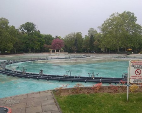 Защо Пеещите фонтани в Пловдив все още са замлъкнали?