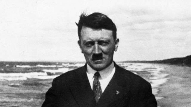 ФБР пусна документи за бягството на Хитлер в Аржентина