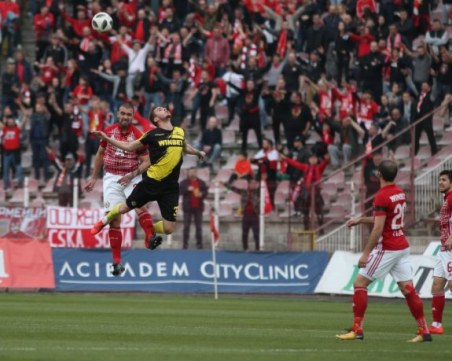 Ботев оцеля в свирепа драма, пловдивски финал за Купата!