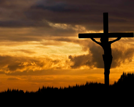 Разпети петък е! Целунете Плащеницата и минете под масата