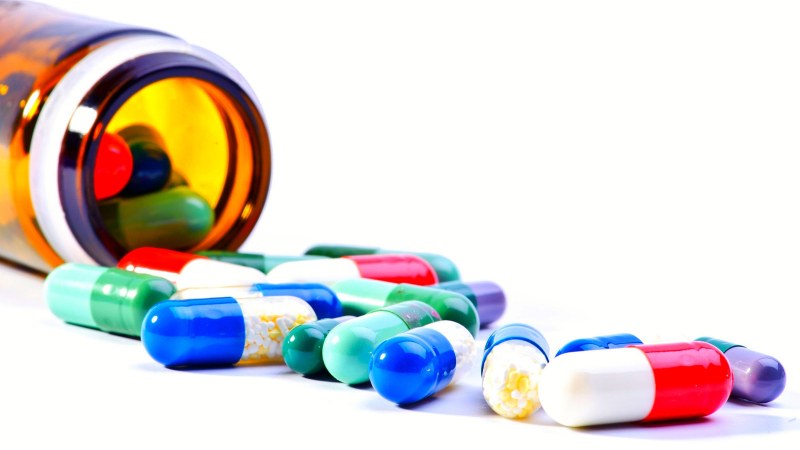 Въпрос на здраве: Скъпи лекарства или генерични илачи?