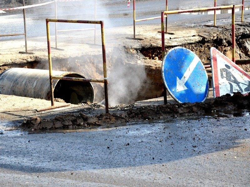 Затварят част от голям булевард в Пловдив заради аварирал магистрален водопровод