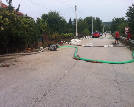 След проливните дъждове: Нормализира се обстановката в Плевенско