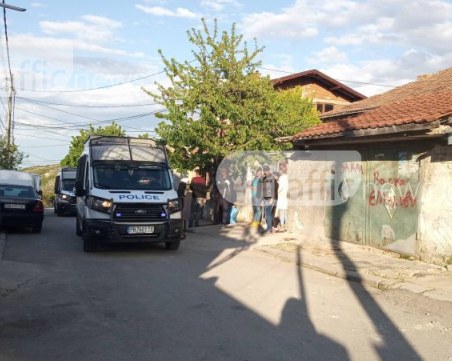 Прокуратурата решава дали да остави за 72 часа в ареста ромите, атакували полицаи в Куклен