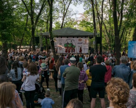 Народна музика отново ще озвучи Лаута! Предстои Народен събор