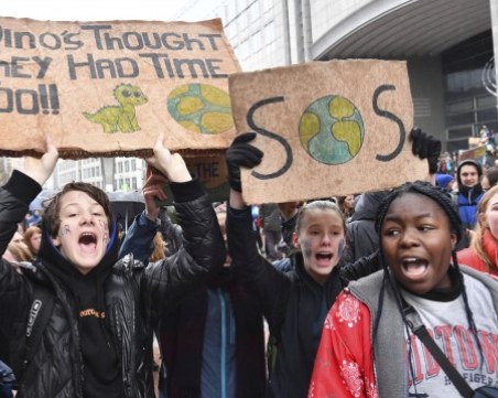 Обявиха извънредно климатично положение във Великобритания