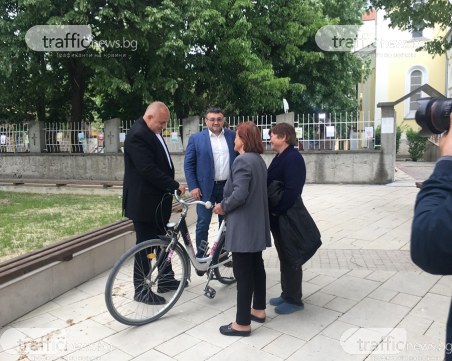 Премиерът в Раковски: Посещението на папата е огромна реклама за страната ни