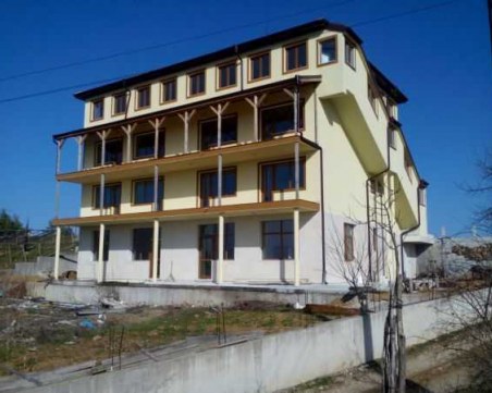 Продават първата фалирала къща за гости за 115 бона