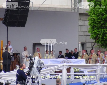 Вярата обединява и папата го доказа