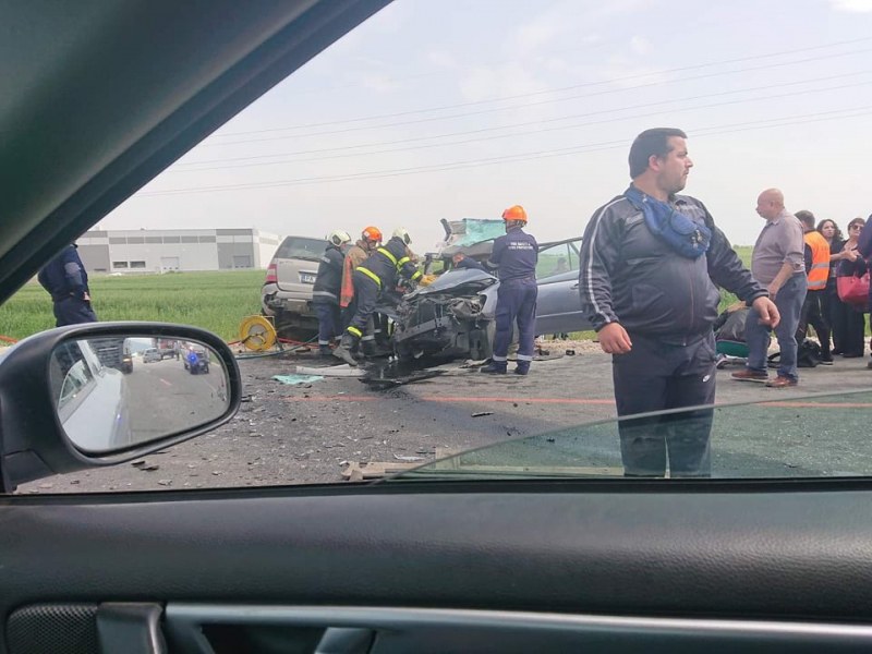Тежка катастрофа на пътя Пловдив - Асеновград, загинаха двама души