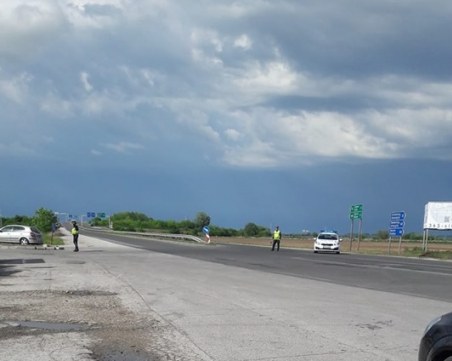 Затвориха Карловско шосе заради полета на папата