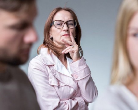 10 признака на свекървата злодей