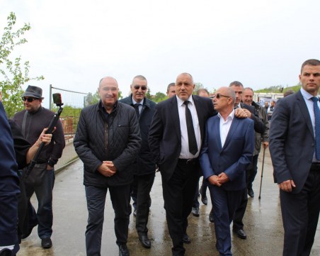 БСП настояват: Борисов в отпуск до евровота