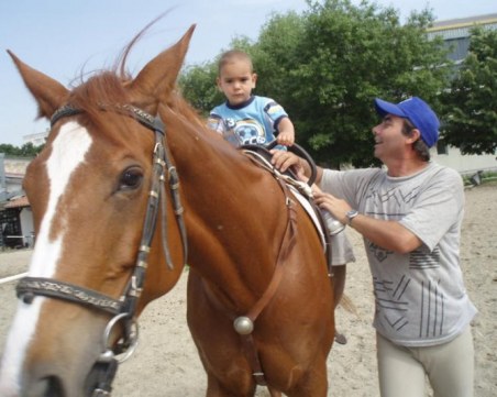 Откриват зона за езда за хора с увреждания в Пловдив