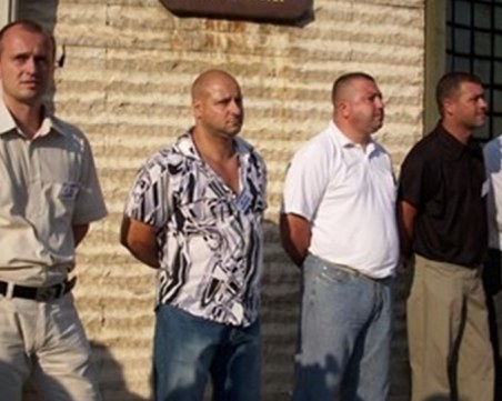 Протест в Благоевград брани полицаите, осъдени за Чората