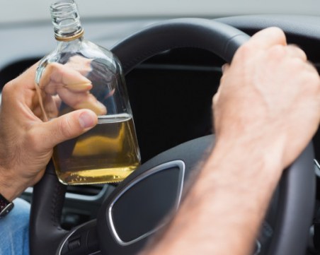 Спипаха 29-годишен пловдивчанин с над 2 промила зад волана