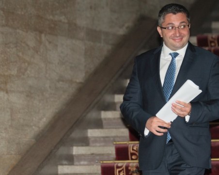 33 000 км пътища без тол такси и винетки!  Плащаме за магистралите от 16 август