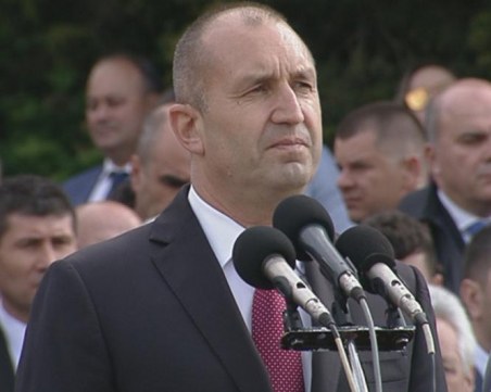 Президентът категоричен: Равноотдалечен съм от всички партии!