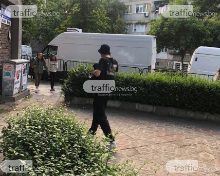 Дилър подгони деца в училищен двор в Пловдив, полиция е на мястото!