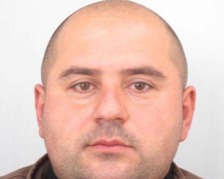 Издирват бивш затворник за убийството в Костенец