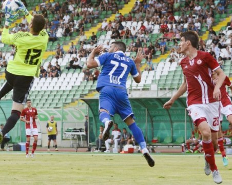 Прокурори ровят за черно тото при победа на ЦСКА над Верея