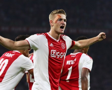 Манчестър Юн се отказал от звезда на Аякс заради баща му