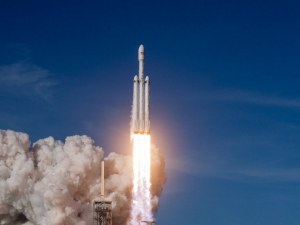 Учени от БАН разработват космическа система за многократна употреба
