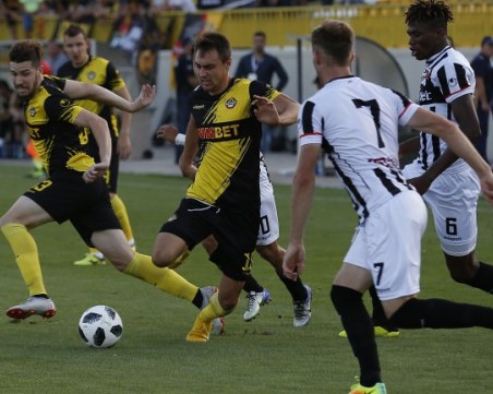 Продадоха над 16 000 билета за финала Ботев - Локо