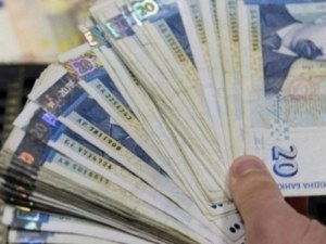 Вземат помощите за ток и отопление, ако детето не учи