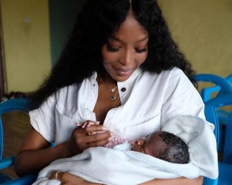 Наоми Кембъл изненада почитателите си с трогателна снимка