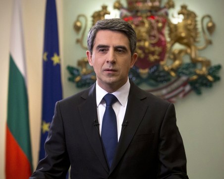 Бизнесмени към Плевнелиев: Защо да инвестираме, Радев твърди, че има корупция!