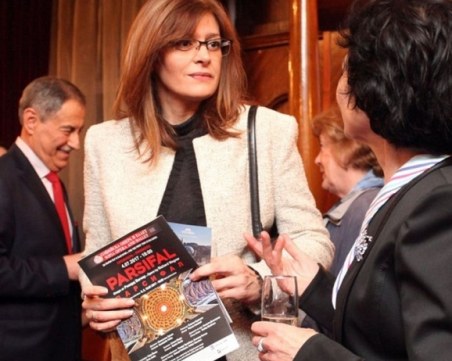 Президентшата редактирала коментара си за Луфтханза, остри критики в мрежата