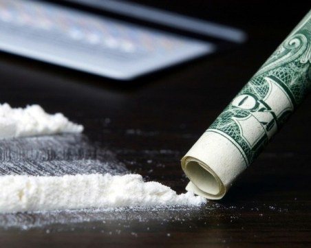 Българин и трима чужденци внесли хероин за близо половин милион, оставиха ги в ареста