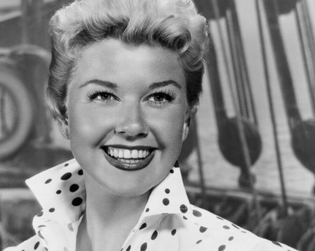 Светът се сбогува с Дорис Дей. Актрисата и певица, превърнала се в емблема на Холивуд