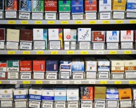 Удариха по джоба и пушачите! Цигарите изненадващо тръгнаха нагоре