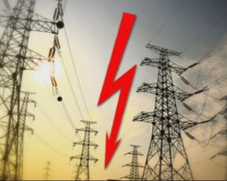 Високо напрежение по оста: Бизнес – скъп ток. Кой печели и кой губи?
