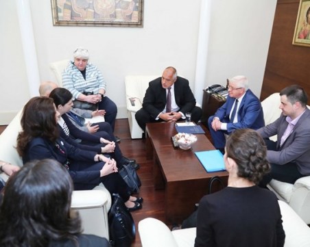 Борисов обеща: 3 млн. за заплати и нова техника в Педиатрията