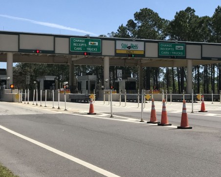 Браншът се гневи, но АПИ отсече: Стартират тестовете на толсистемата