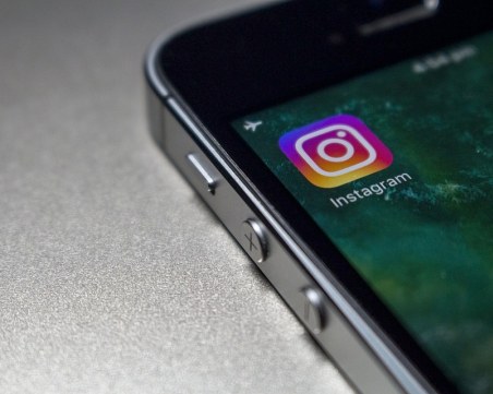 16-годишна се самоуби след анкета в Instagram