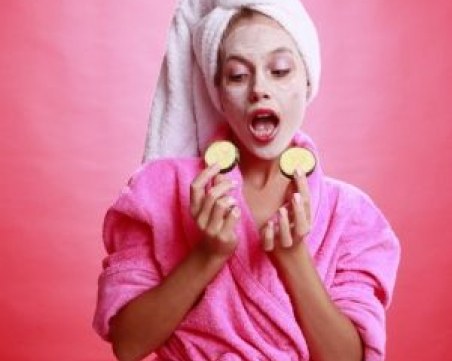 6 начина за премахване на торбичките под очите