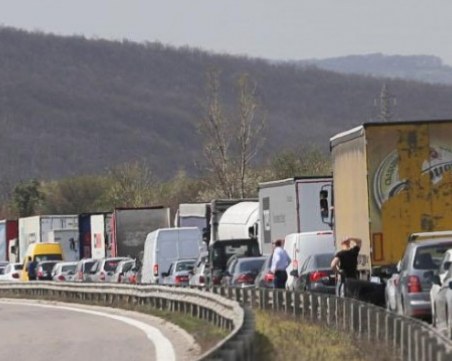 Превозвачите: Искаме среща с премиера за пуска на тол системата!