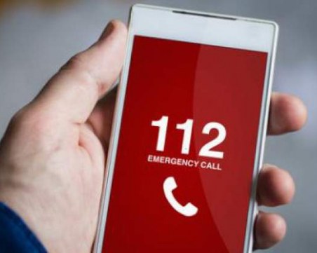Телефон 112 вече обслужва хора със слухови и говорни увреждания