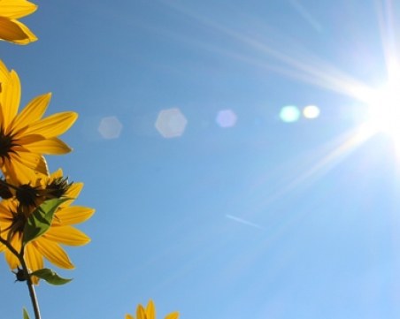 Петък и събота – пролетни дъждове. От неделя – лято с 30°C