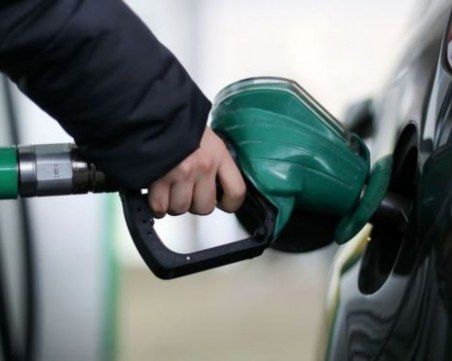 Цените на петрола скачат, напрежението в Близкия Изток ескалира