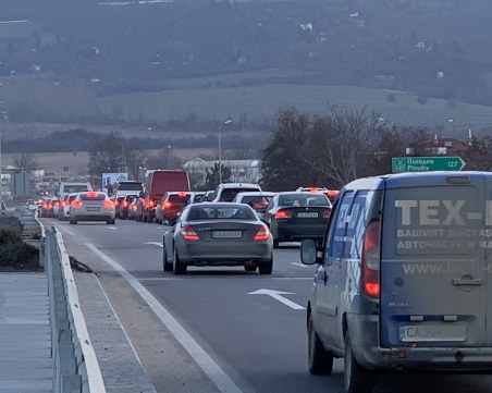 4 коли се сблъскаха на 